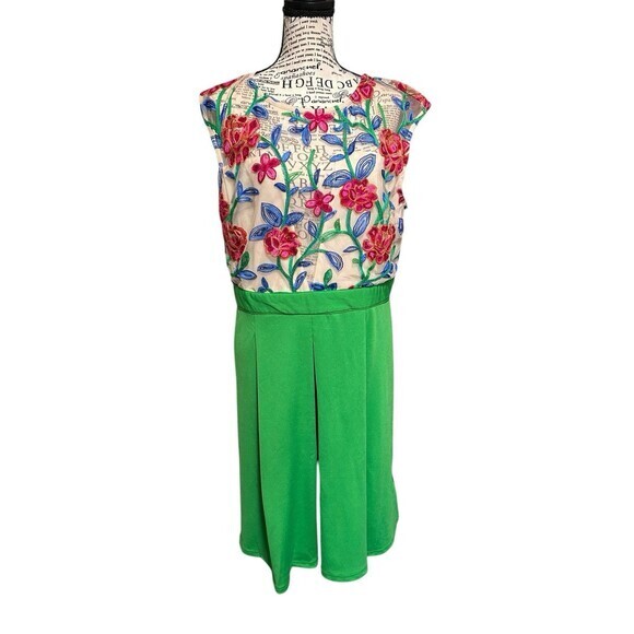 Embroidered Fit & Flare Open Back fairy whimsical retro - Picture 1 of 9